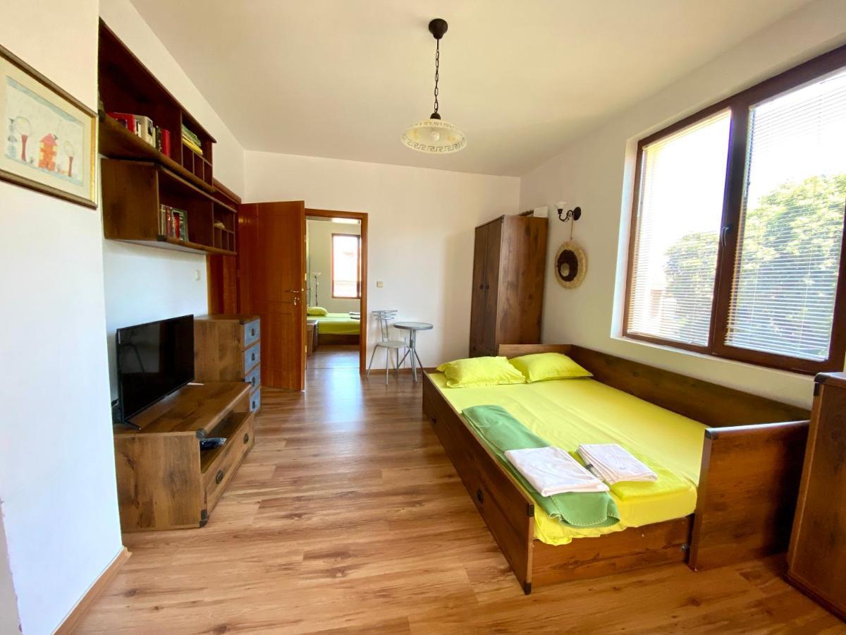 Art Apartments - Pomorie Extérieur photo