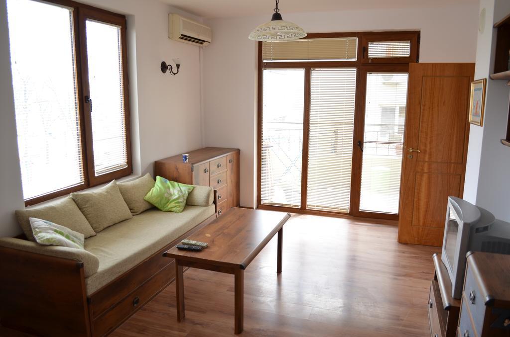Art Apartments - Pomorie Extérieur photo