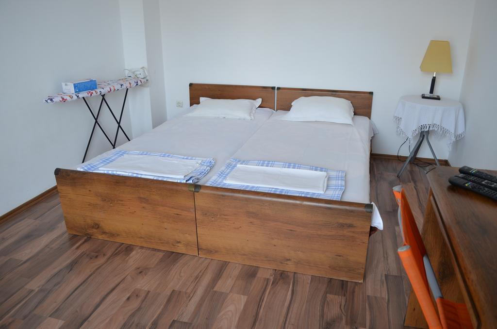 Art Apartments - Pomorie Extérieur photo