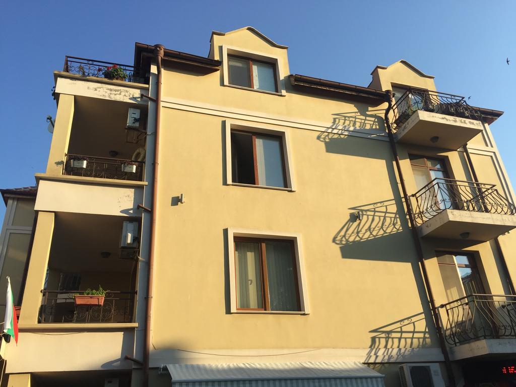 Art Apartments - Pomorie Extérieur photo